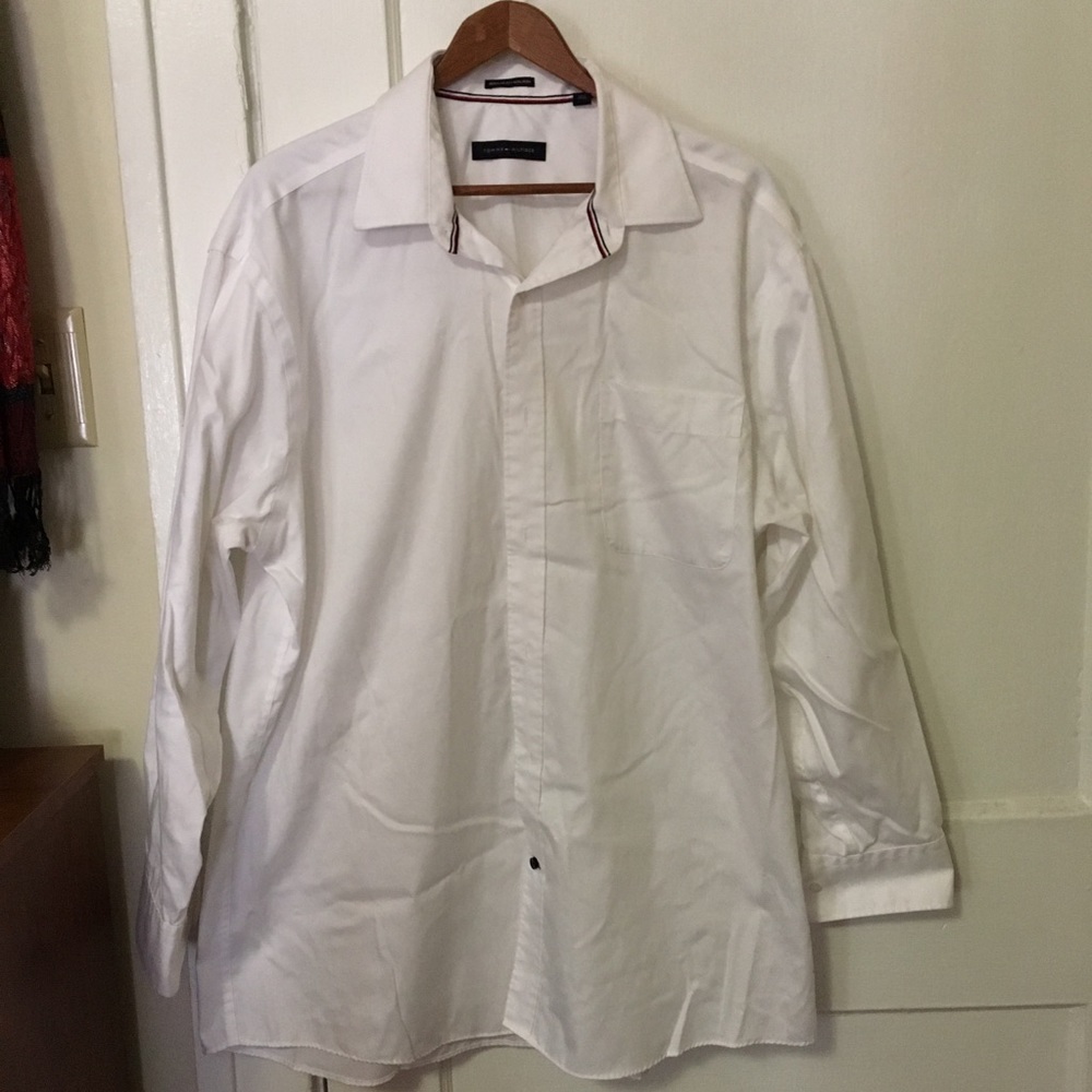 {Tommy Hilfiger} Dress Shirt